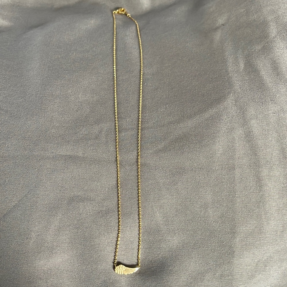 BRAND NEW 18k gold plated Angel Wing Necklace